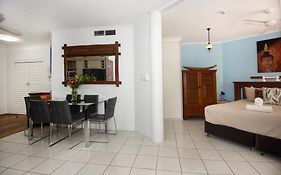 Golden Sands Beachfront Resort